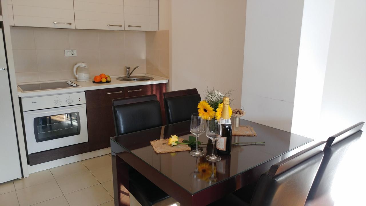 Balkan-Inn Parlament Apartment Belgrado Esterno foto